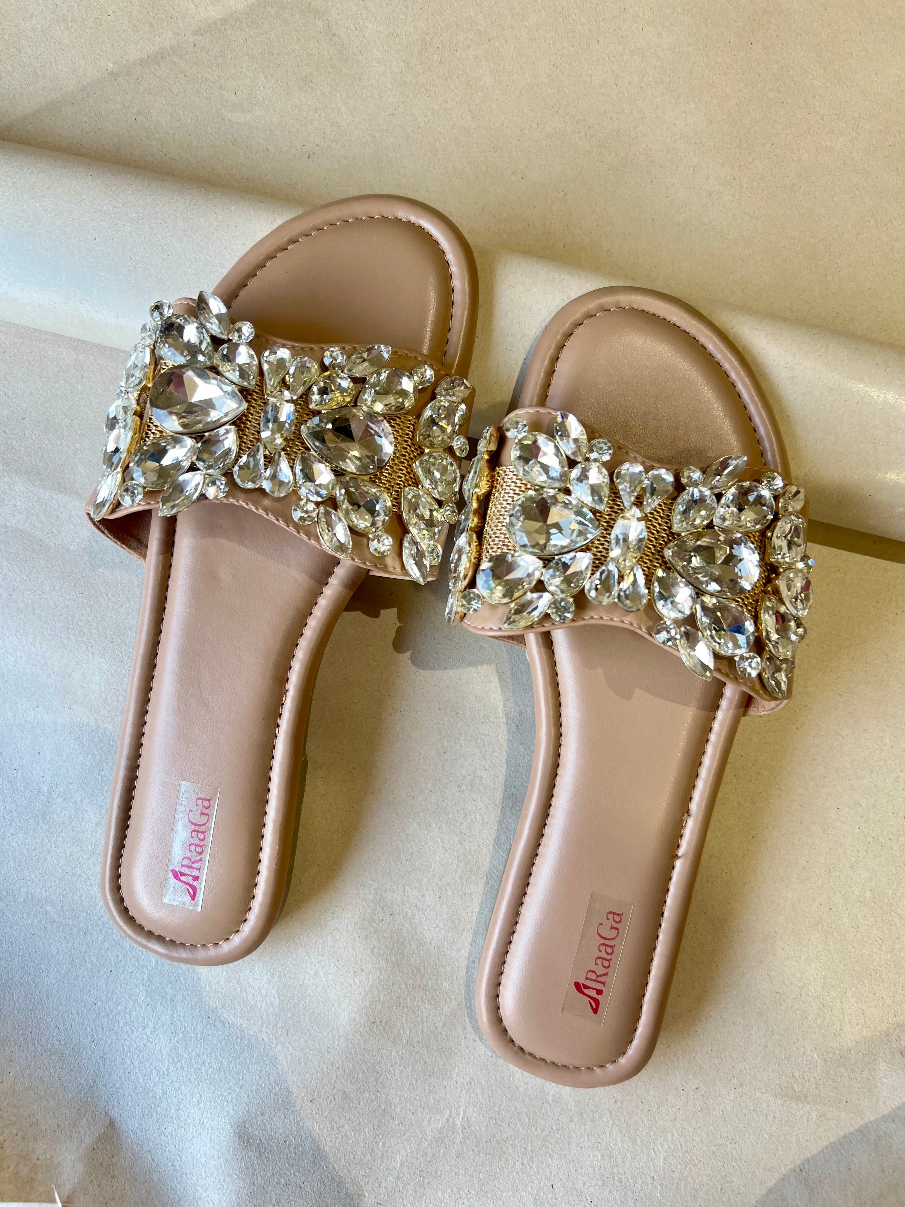 Pretty Stone sandals