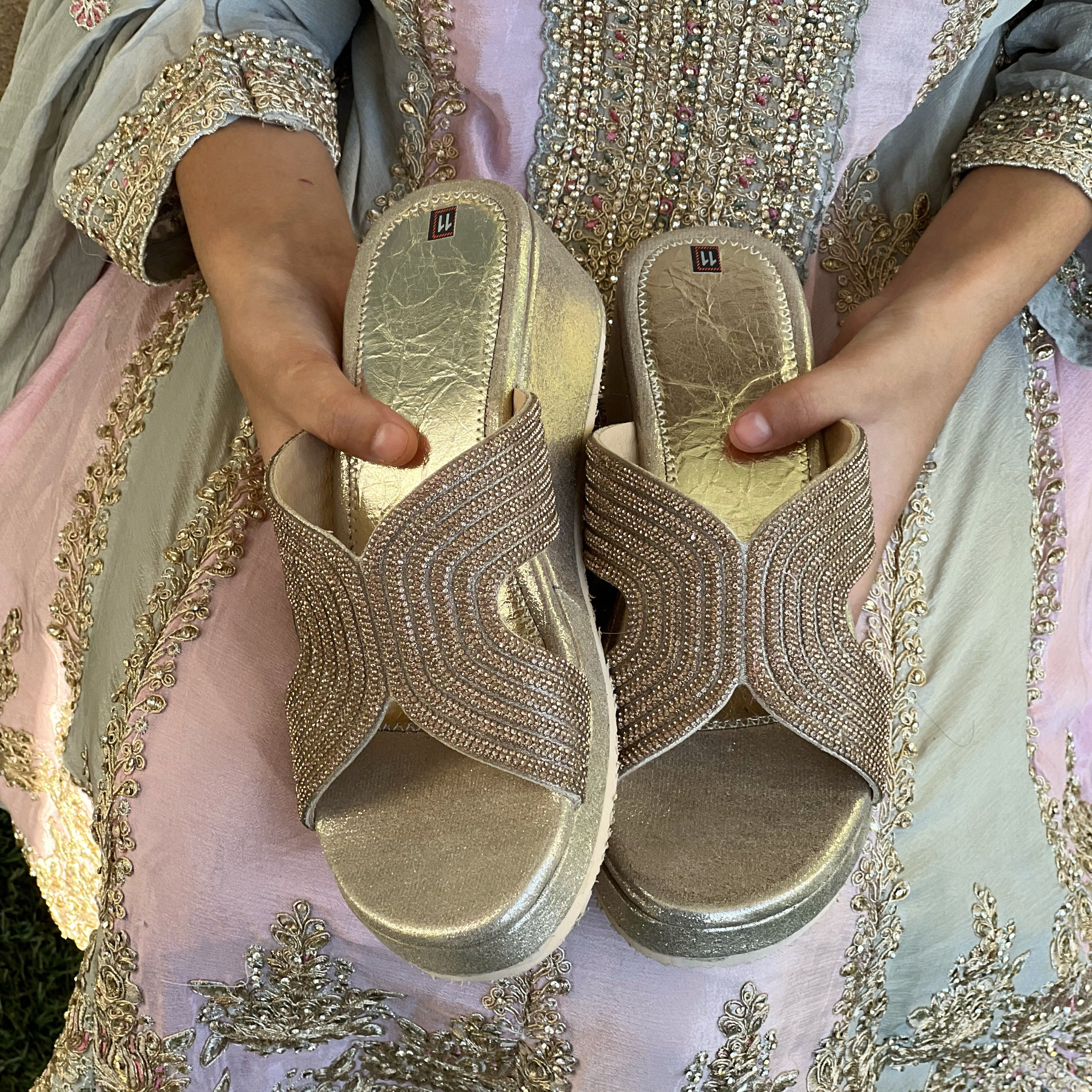 Shimmer wedges