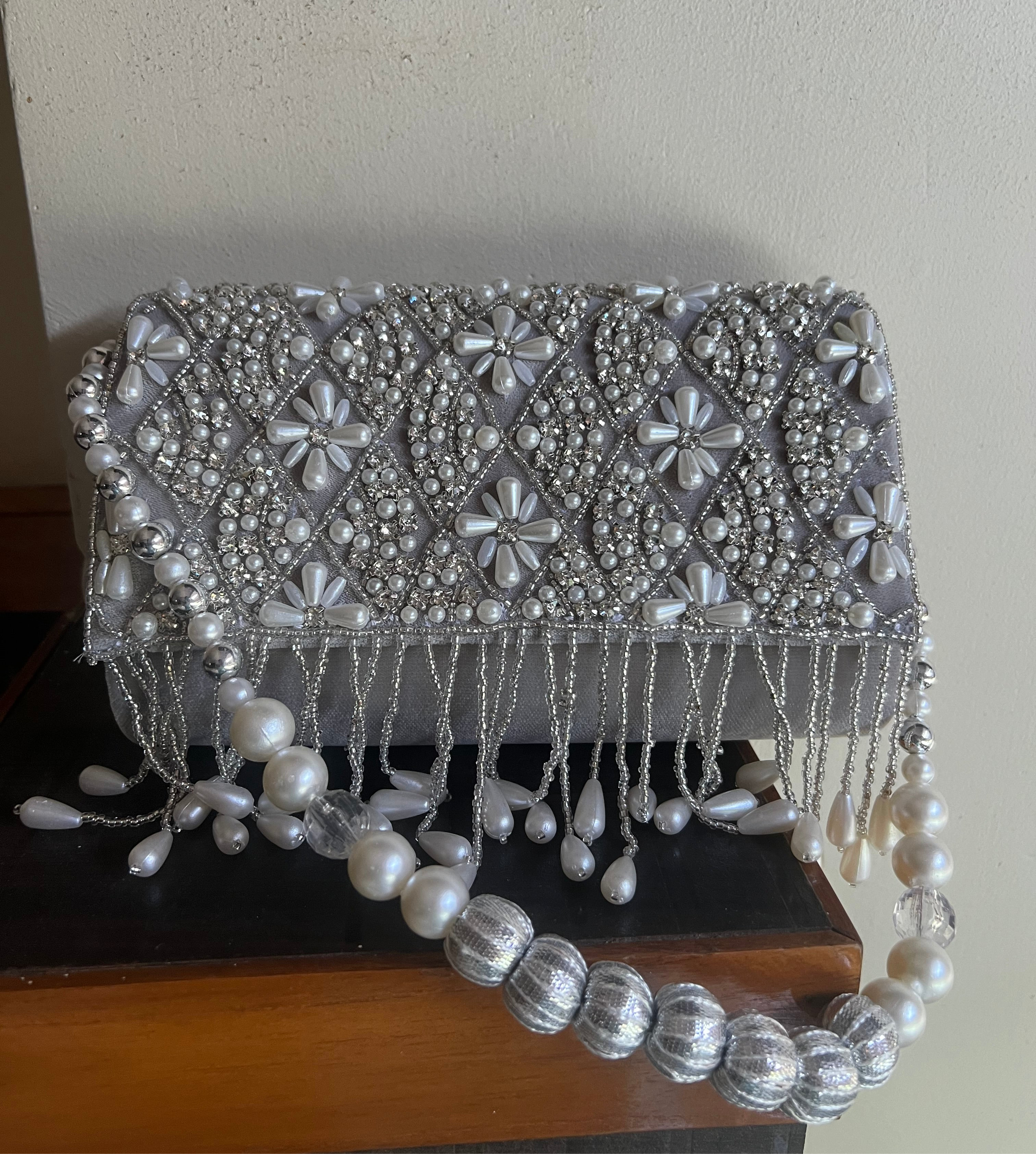 Grey pearl clutch