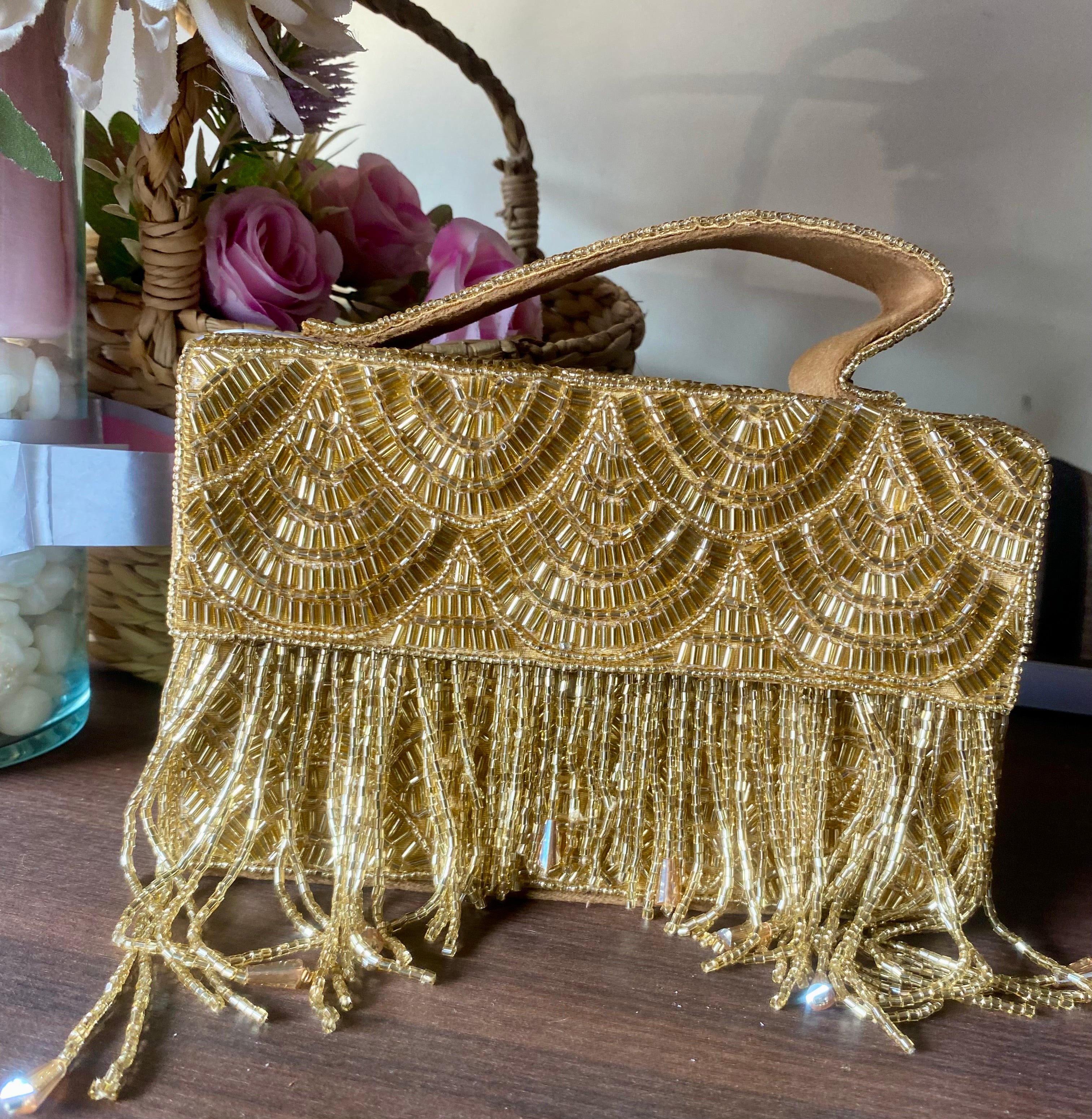 Gold box clutch